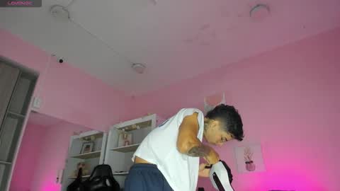 IAN CASTILLO online show from 10-23-25, 11:09