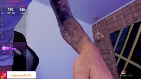 Snapshot of ian_castillo_ chatting on 03-07-26, 11:29 IAN CASTILLO online show from 03-07-26, 11:29