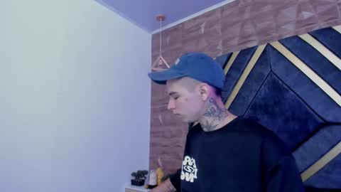 Snapshot of ian_castillo_ chatting on 03-13-26, 11:17 IAN CASTILLO online show from 03-13-26, 11:17