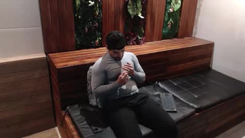 Ian Davis online show from 10-13-25, 11:43