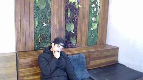 Ian Davis online show from 10-22-25, 11:54