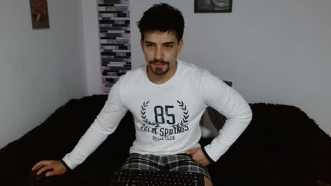 Snapshot of ian_davis chatting on 12-02-25, 07:20 Ian Davis online show from 12-02-25, 07:20