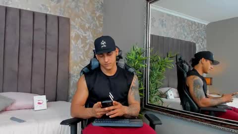 Ian White online show from 09-11-25, 08:53