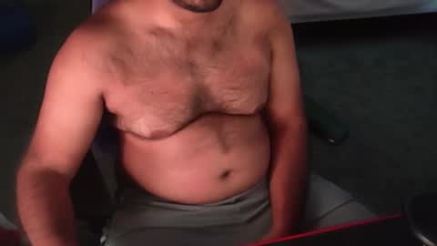 Snapshot of ibear_chat chatting on 10-20-25, 01:17 iBear0 online show from 10-20-25, 01:17