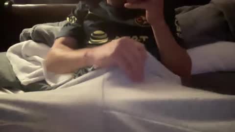 Ice Jr online show from 12-10-24, 03:41