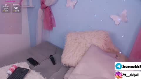 ice_y_abigail online show from 02-25-25, 03:49