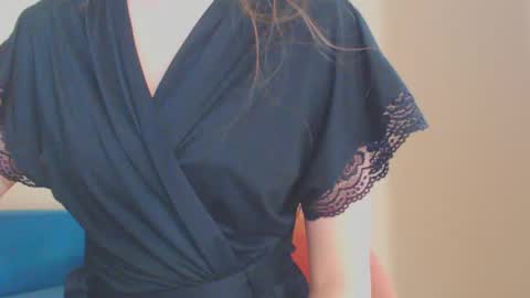 Snapshot of icebaby16 chatting on 12-07-24, 02:24 Ice online show from 12-07-24, 02:24