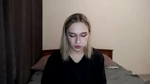 Snapshot of icebenz chatting on 11-12-25, 01:55 Jade online show from 11-12-25, 01:55