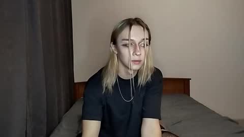 Snapshot of icebenz chatting on 11-22-25, 03:22 Jade online show from 11-22-25, 03:22