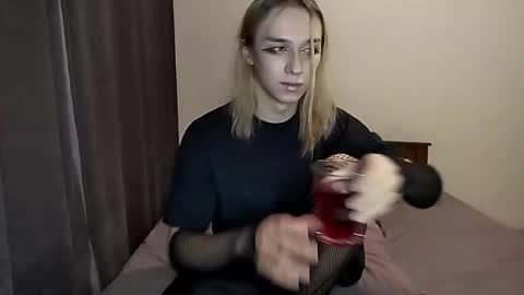 Snapshot of icebenz chatting on 12-01-25, 03:17 Jade online show from 12-01-25, 03:17