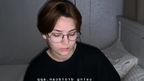 Snapshot of iceeheart chatting on 11-11-25, 01:55 Ksenia online show from 11-11-25, 01:55