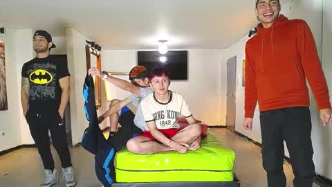 THOMAS AND DAMIAND online show from 11-16-25, 12:22