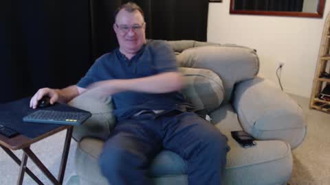 Christopher online show from 12-08-24, 11:51