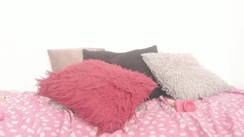IckyXo online show from 12-08-24, 02:19