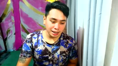 Snapshot of iconic_vince chatting on 09-28-25, 08:31 iconic_vince online show from 09-28-25, 08:31