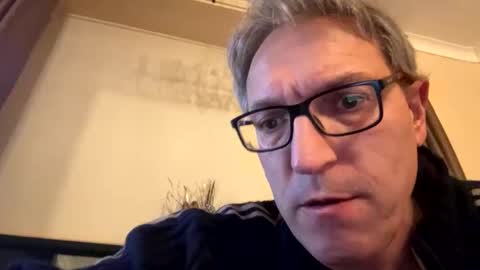 icums4u online show from 11-27-25, 05:04