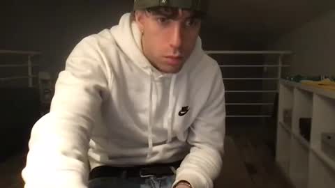 Snapshot of icyninesix chatting on 12-19-24, 05:18 icyninesix online show from 12-19-24, 05:18