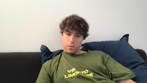 Snapshot of icyninesix chatting on 12-03-25, 08:45 icyninesix online show from 12-03-25, 08:45