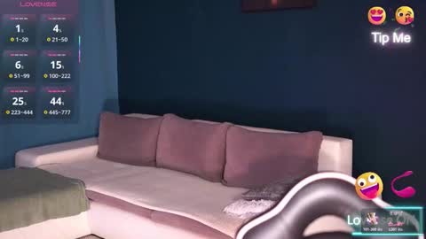 Little Flower online show from 11-13-25, 03:55