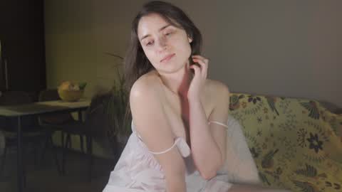 Belle online show from 01-18-25, 05:15