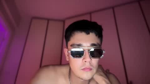 Snapshot of igormirovic23 chatting on 11-25-25, 05:07 igormirovic23 online show from 11-25-25, 05:07