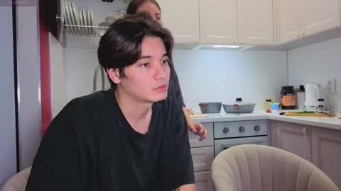 Julia and Mira online show from 10-27-25, 12:42