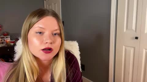 Snapshot of iheartcassie2844 chatting on 02-13-26, 11:56 cassie online show from 02-13-26, 11:56