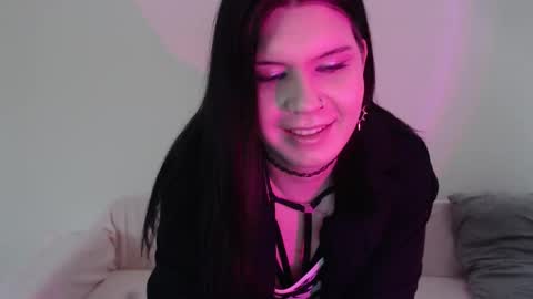 Vella online show from 10-11-25, 08:24