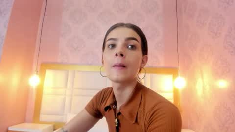 iisabella_hot02 online show from 10-07-25, 12:35