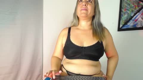  Livana  online show from 01-01-25, 03:14