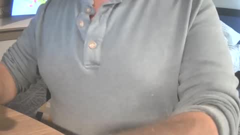 il_undercover online show from 10-28-25, 01:53