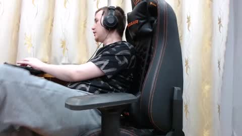 lord online show from 11-07-25, 01:38