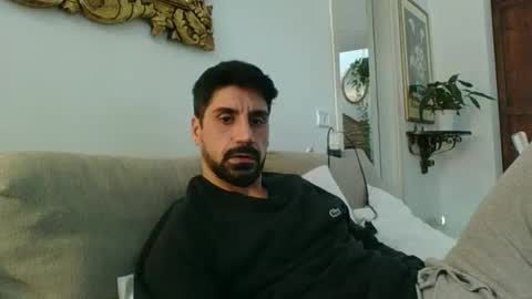 ilmangj90 online show from 01-27-25, 11:11