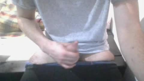 Snapshot of ilovebigass04 chatting on 10-21-25, 06:08 yunstud online show from 10-21-25, 06:08