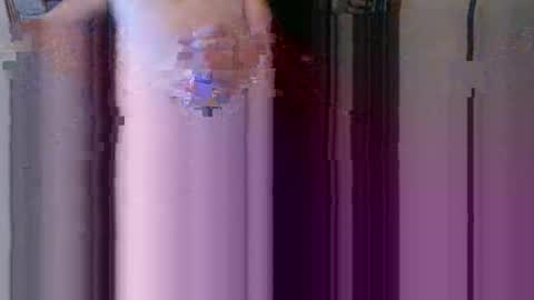 Snapshot of ilovelittletitties chatting on 09-28-25, 12:32 ilovelittletitties online show from 09-28-25, 12:32