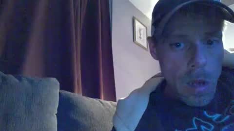 Ilovesquirterz1 online show from 02-05-25, 09:15