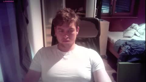 iloveyoutoo2000 online show from 11-22-25, 03:00