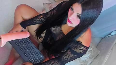 hanna online show from 10-12-25, 12:48