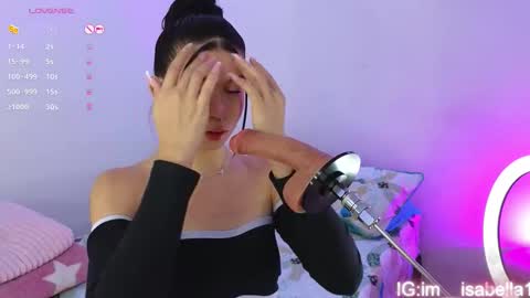 Snapshot of im__isabella chatting on 10-28-25, 10:23 Isa Vasquez online show from 10-28-25, 10:23