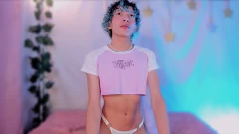 Snapshot of im_alejo chatting on 10-03-25, 01:46 Alejo independent model online show from 10-03-25, 01:46