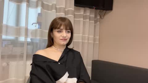 Alisa online show from 10-10-25, 07:40