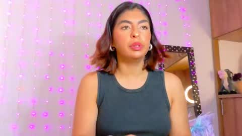 im_anna_ online show from 12-21-25, 04:03