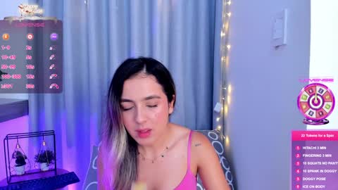 Snapshot of im_antonia chatting on 12-24-24, 11:28 LUCY online show from 12-24-24, 11:28