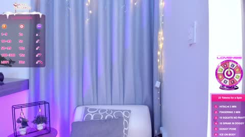 Snapshot of im_antonia chatting on 12-28-24, 12:03 LUCY online show from 12-28-24, 12:03