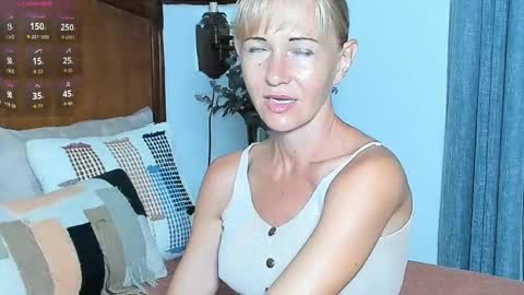 Snapshot of im_beautiful chatting on 10-26-25, 11:49 Christine - online show from 10-26-25, 11:49