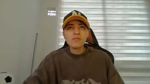 Laia online show from 01-06-25, 10:37