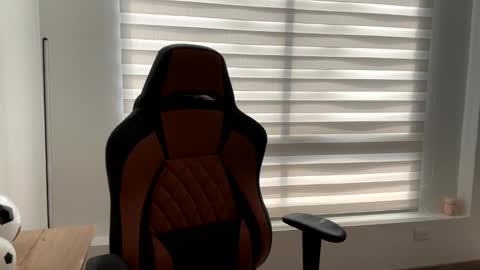 Laia online show from 01-07-25, 06:56