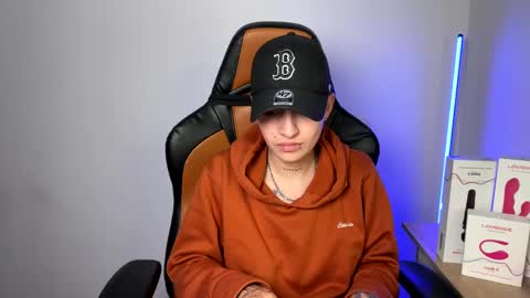 Laia online show from 01-28-25, 04:08