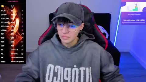 Laia online show from 11-10-25, 01:37