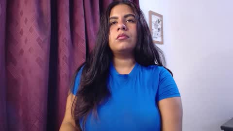 Snapshot of im_madissonwell chatting on 11-29-25, 05:32 im madissonwell online show from 11-29-25, 05:32